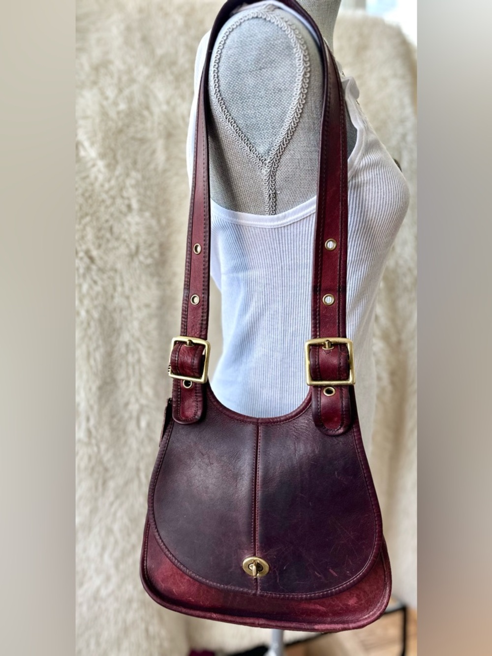 COACH Vintage Crescent Bag 9235 - Picture 5 of 17